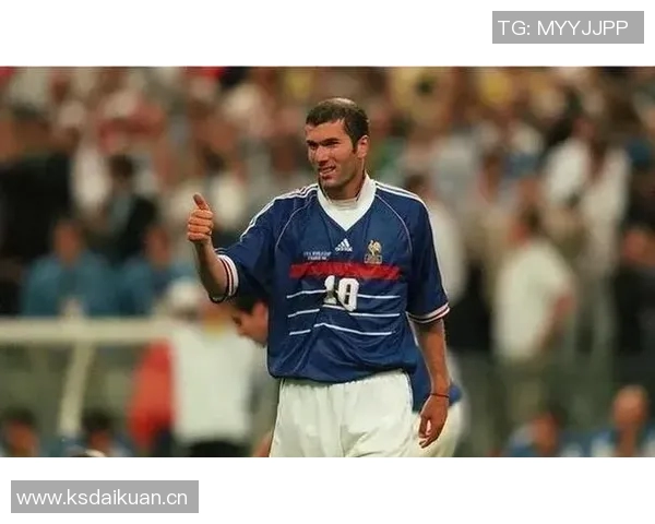 姆希塔良畅谈理想球员特质融合梅西视野C罗身体与齐达内传球技巧