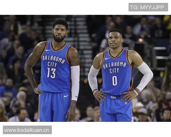 保罗与威少庆生合照温馨互动兄弟情深引发球迷热议