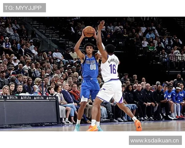 基德称克里斯蒂在独行侠表现提升显著现已展现出极高的自信与水平