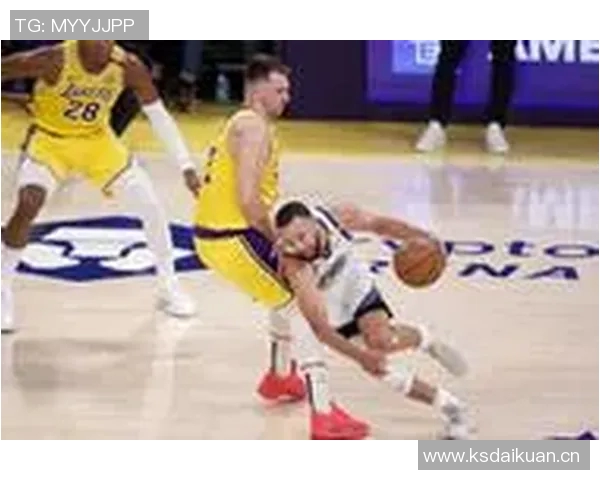 雷霆主场逆袭火箭勇士客场击败湖人新赛季揭幕战精彩纷呈